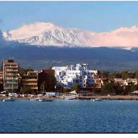 La Dimora Di Rosa * جيارديني ناكسوس